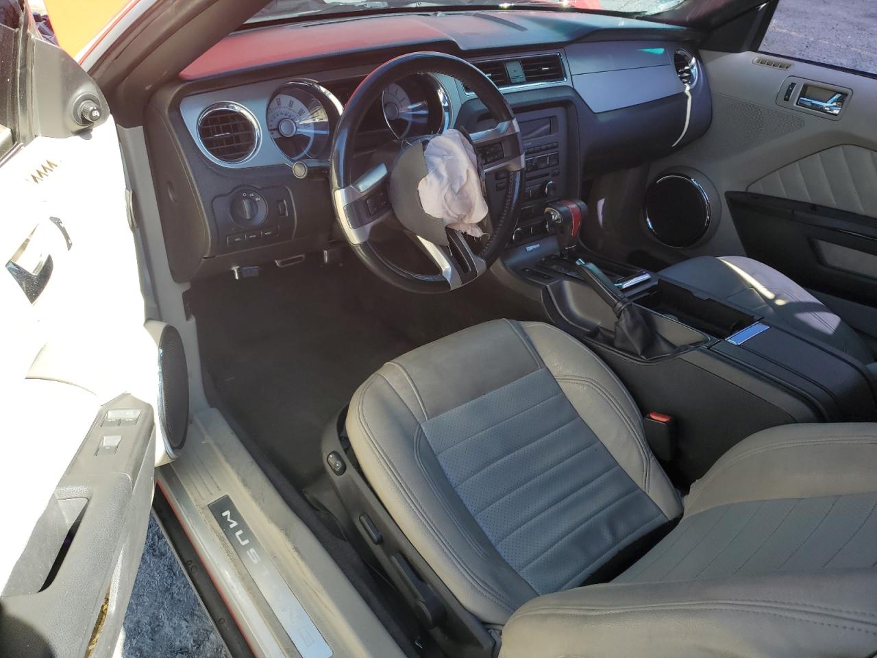 2010 Ford Mustang VIN: 1ZVBP8EN9A5171595 Lot: 84477355