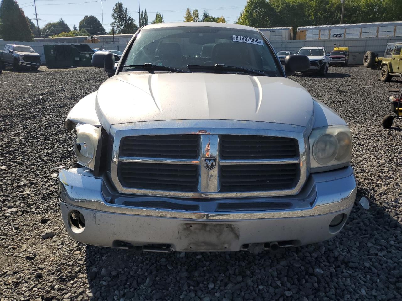 2005 Dodge Dakota Quad Laramie VIN: 1D7HW58N85S256886 Lot: 81697985