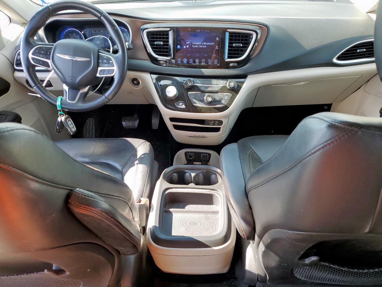 2017 Chrysler Pacifica Touring L VIN: 2C4RC1BG0HR533871 Lot: 71681415