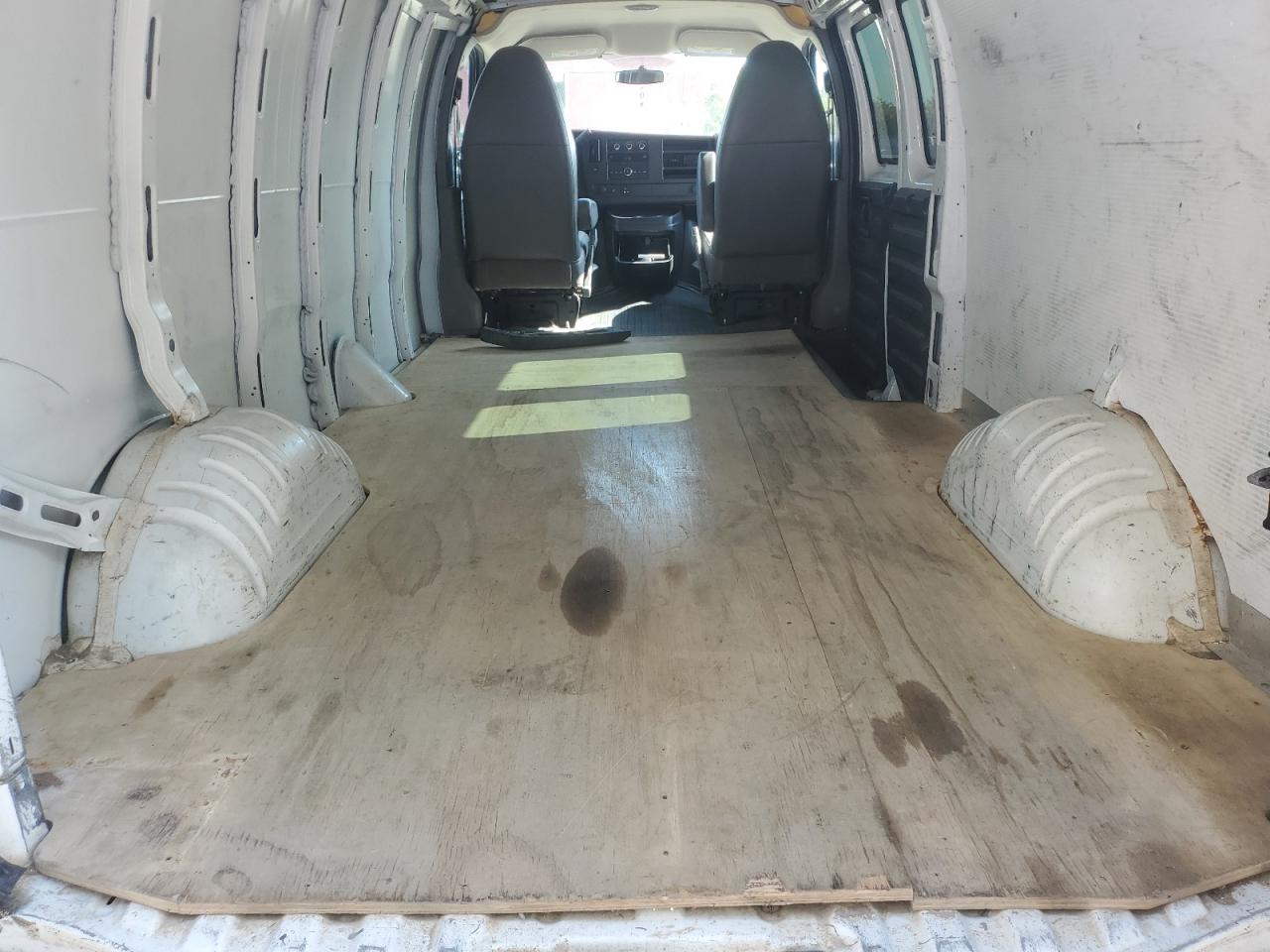 2014 Chevrolet Express G2500 VIN: 1GCWGGCA9E1165811 Lot: 81255595