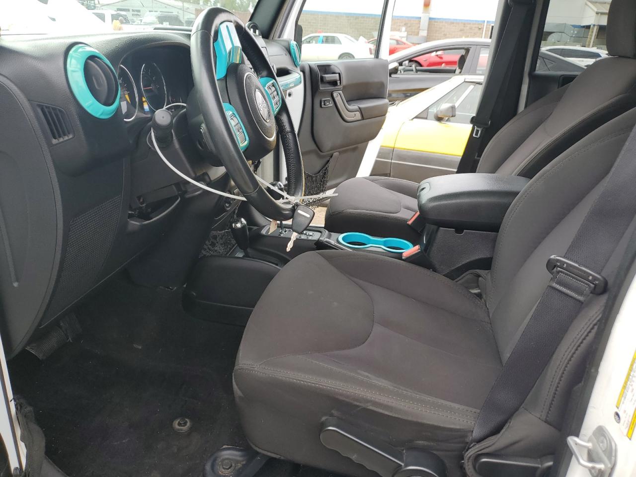 2014 Jeep Wrangler Unlimited Sport VIN: 1C4HJWDG3EL208664 Lot: 80685845