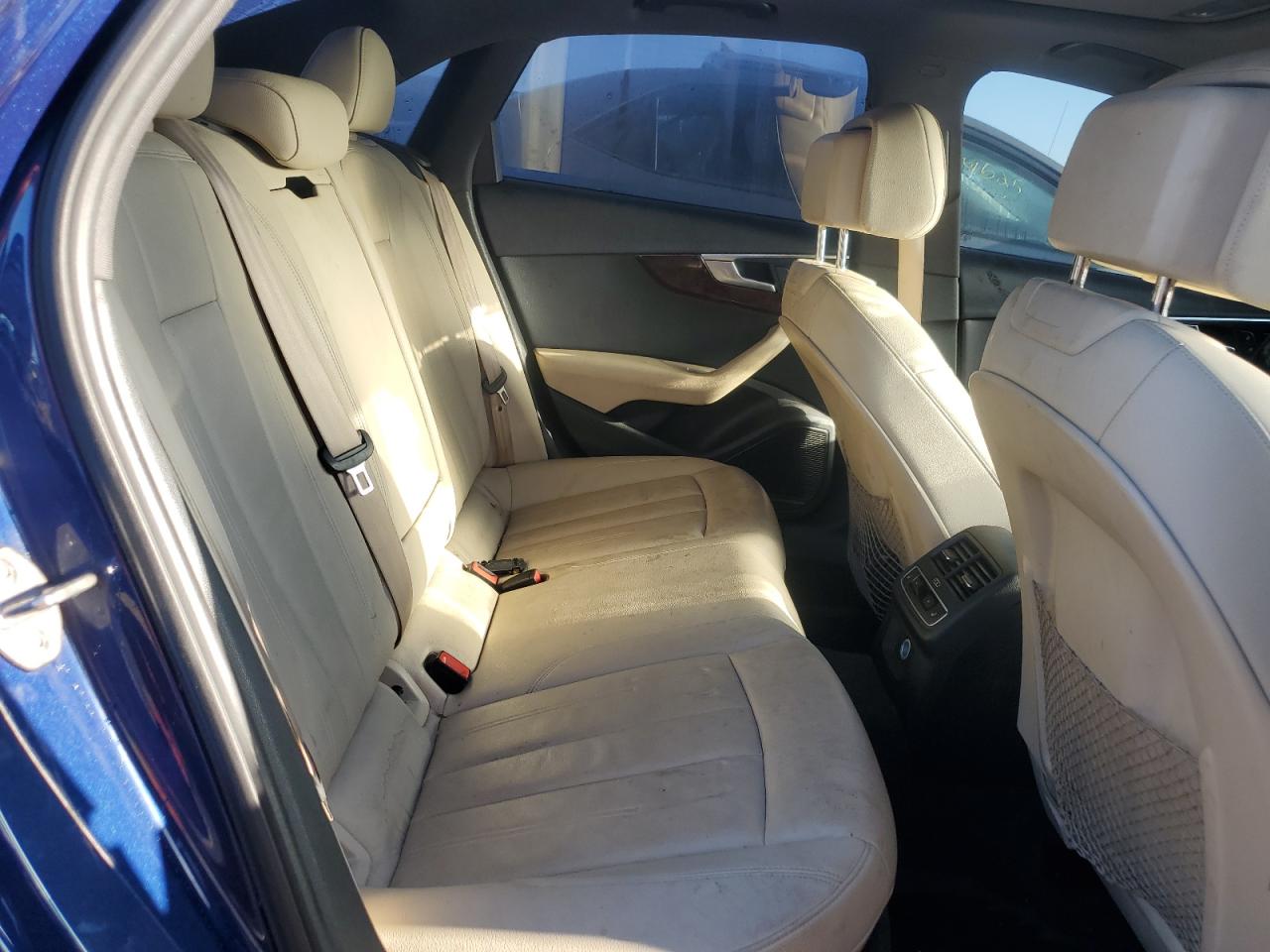 2017 Audi A4 Premium Plus VIN: WAUENAF41HN054264 Lot: 81678435