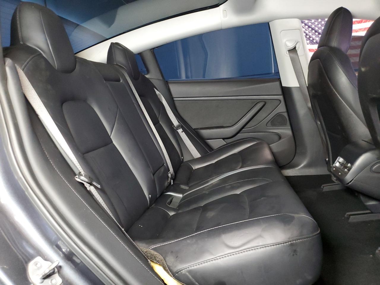 2018 Tesla Model 3 VIN: 5YJ3E1EB0JF114131 Lot: 84250095