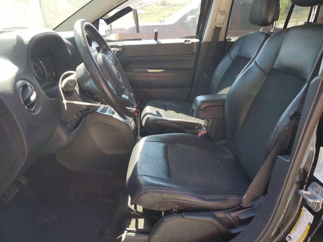 2014 Jeep Compass Latitude VIN: 1C4NJCEB9ED574918 Lot: 72080355