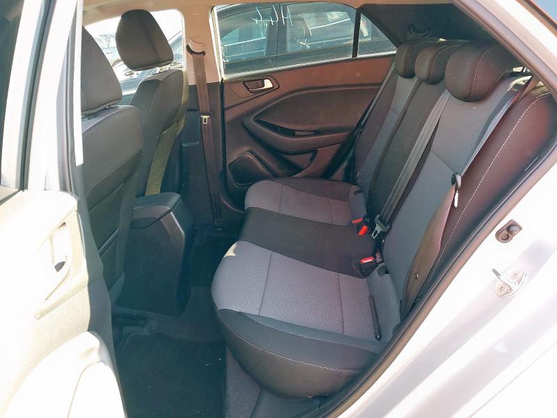 2018 HYUNDAI I20 PREMIUM SENAV BDRIVE 