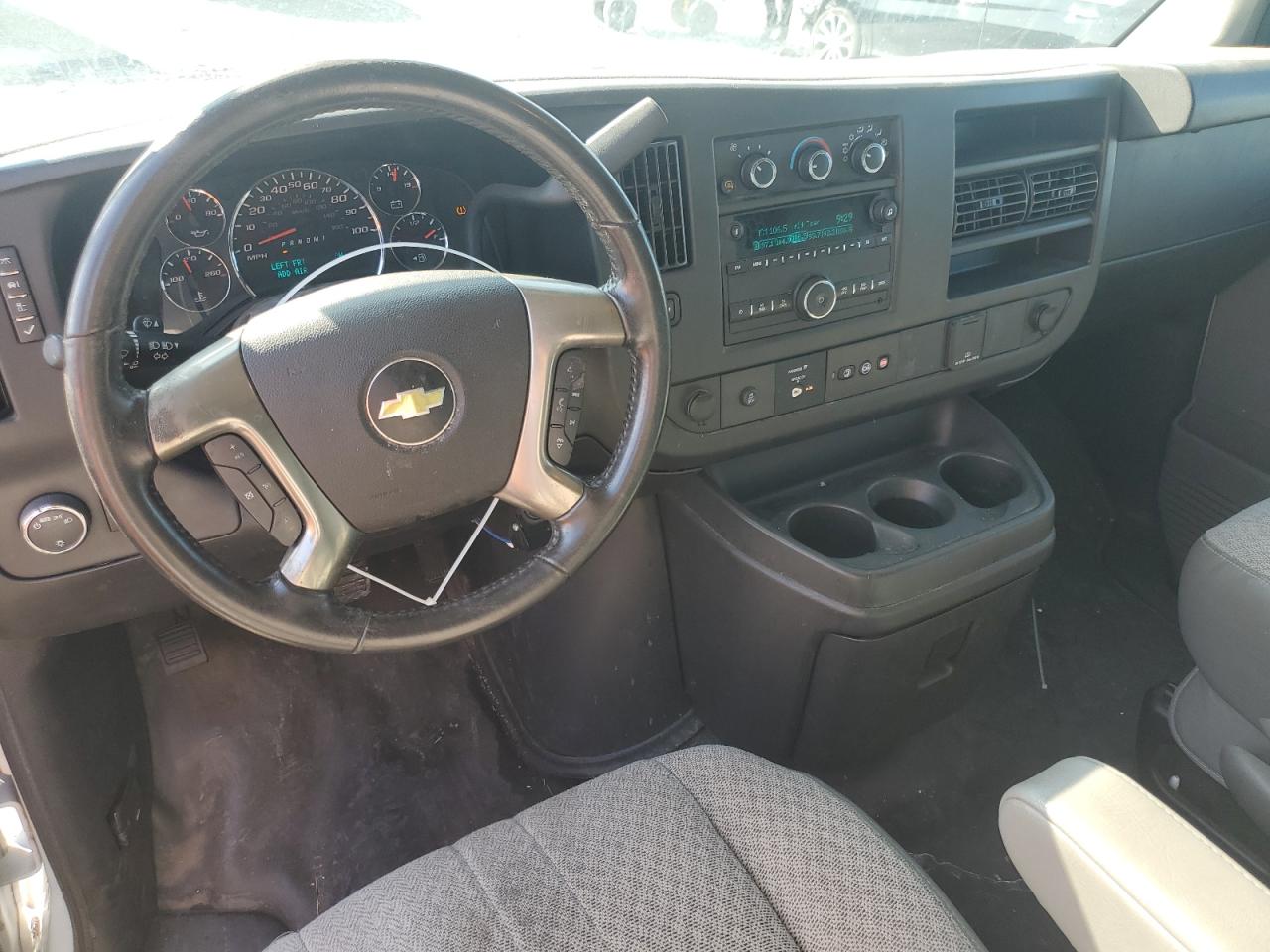 2018 Chevrolet Express G3500 VIN: 1GCZGHFG8J1206345 Lot: 69992125