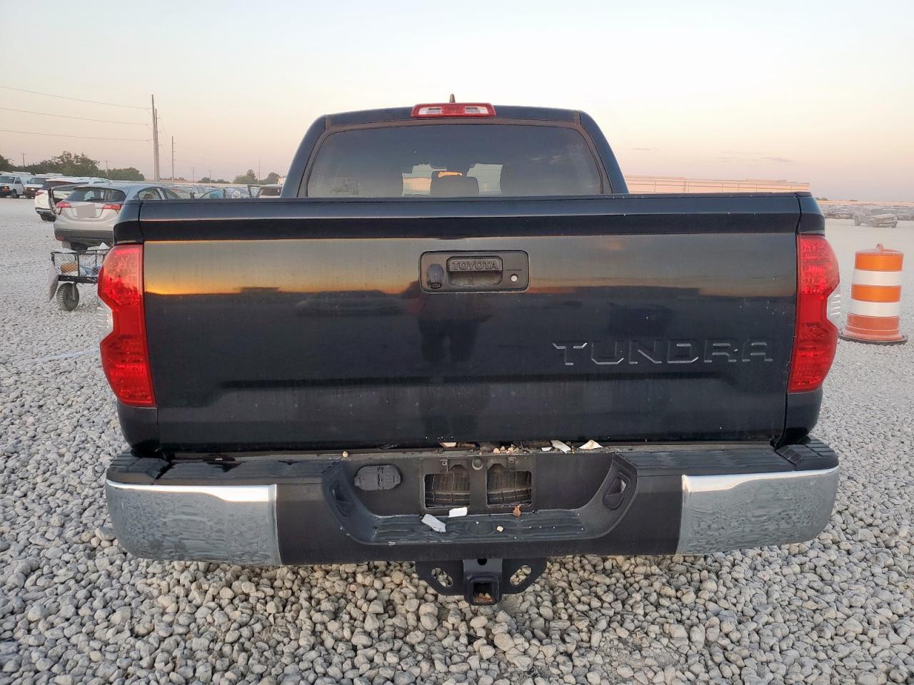 2021 Toyota Tundra Crewmax Sr5 VIN: 5TFEY5F17MX298958 Lot: 84053745