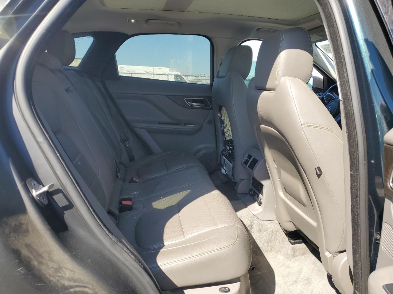 2017 Jaguar F-Pace R - Sport VIN: SADCL2BV5HA078504 Lot: 80707895