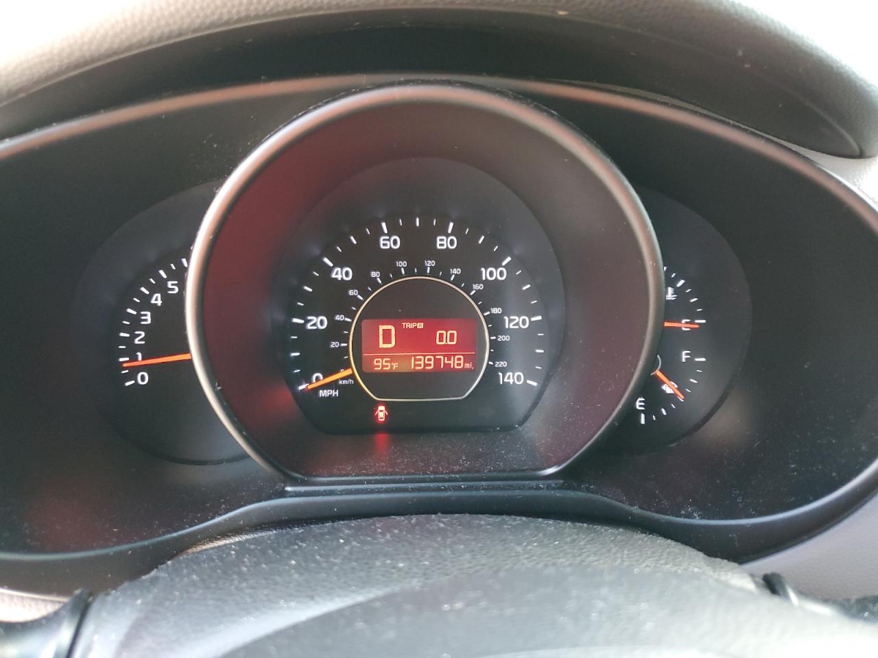 2016 Kia Soul + VIN: KNDJP3A5XG7821488 Lot: 83827935