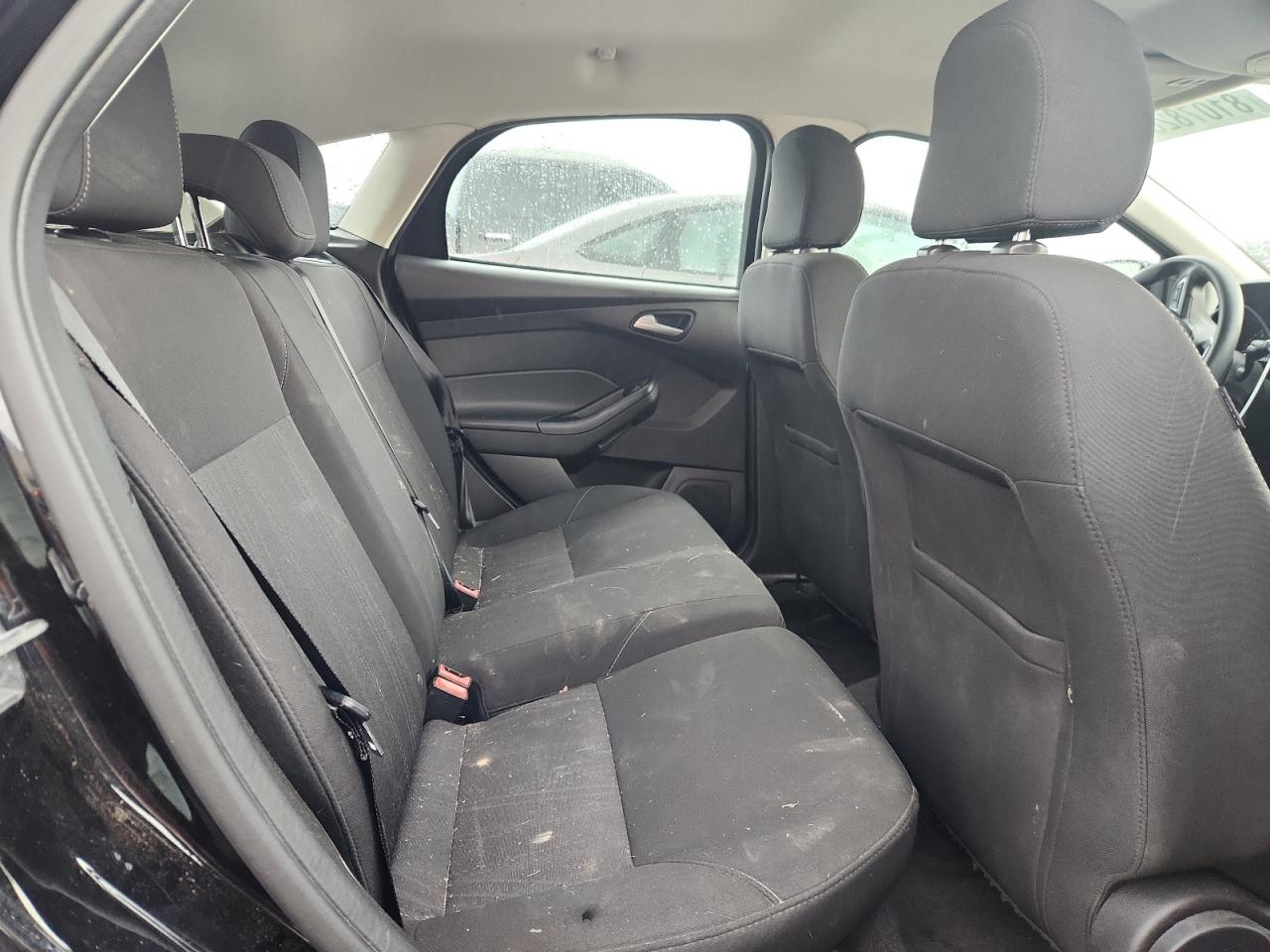 2017 Ford Focus Se VIN: 1FADP3K23HL216261 Lot: 81078265