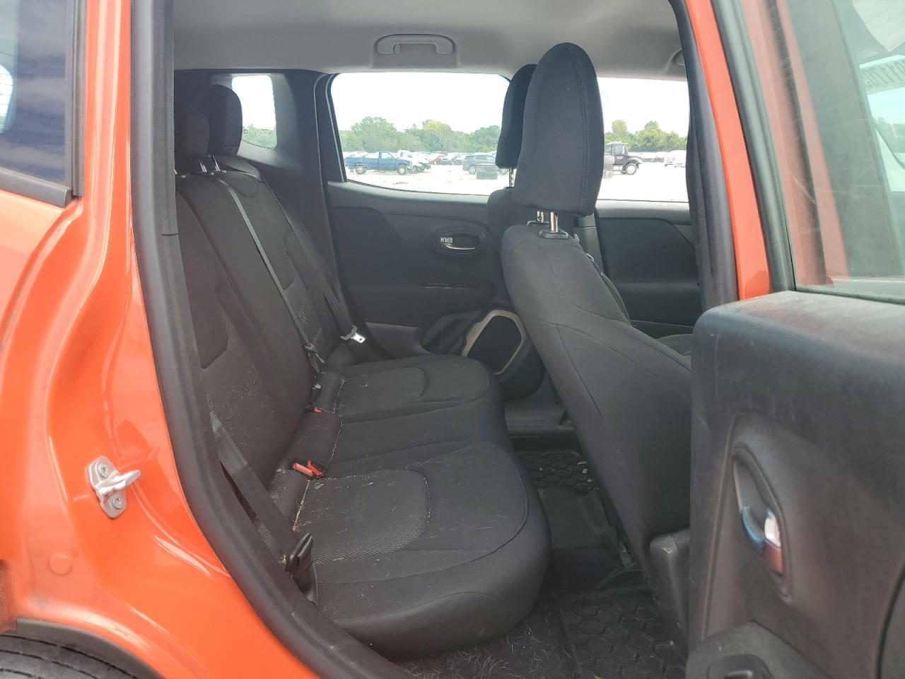 2015 Jeep Renegade Sport VIN: ZACCJAAT9FPB26417 Lot: 56911705