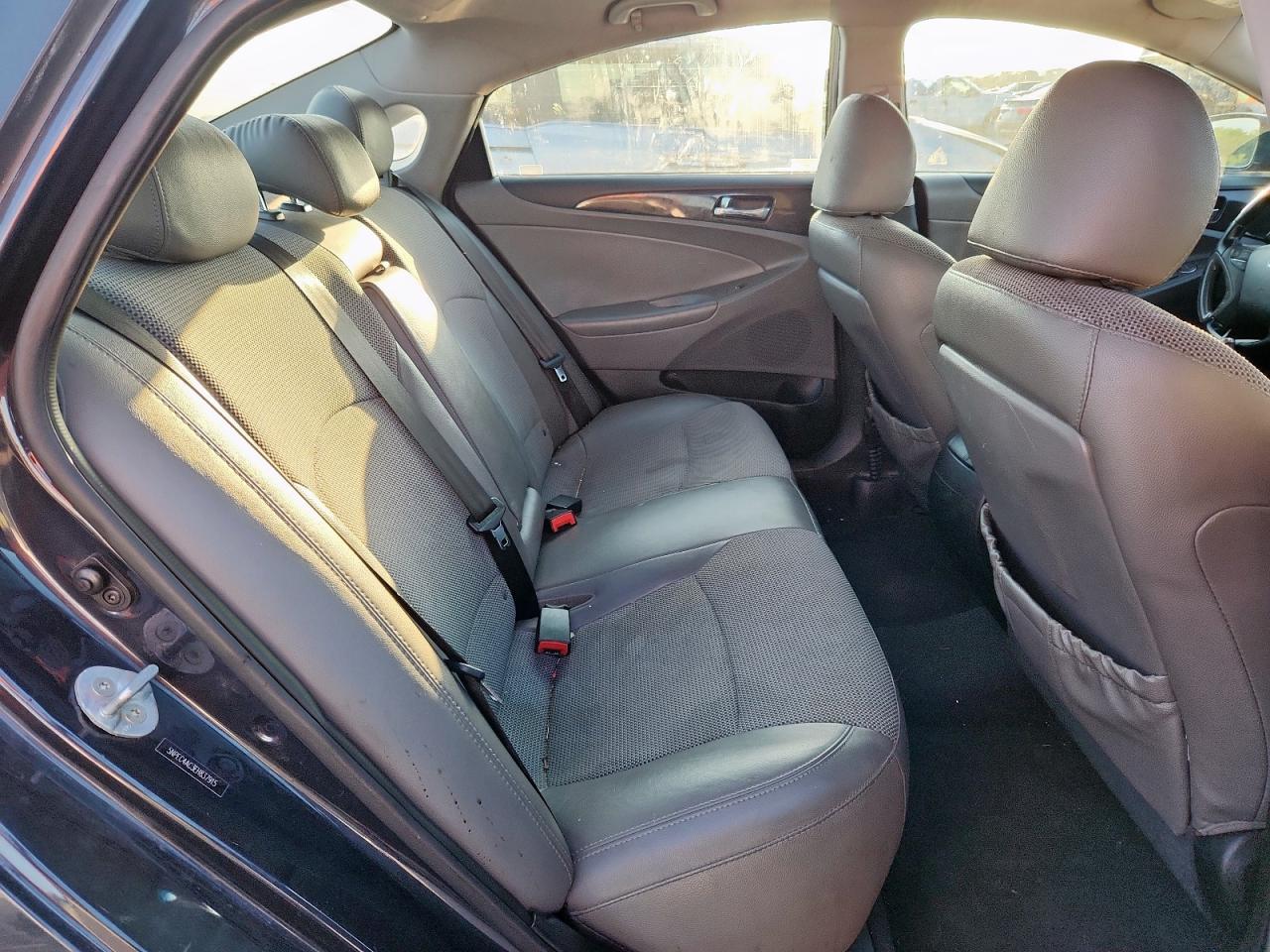 2014 Hyundai Sonata Se VIN: 5NPEC4AC3EH837915 Lot: 84188695