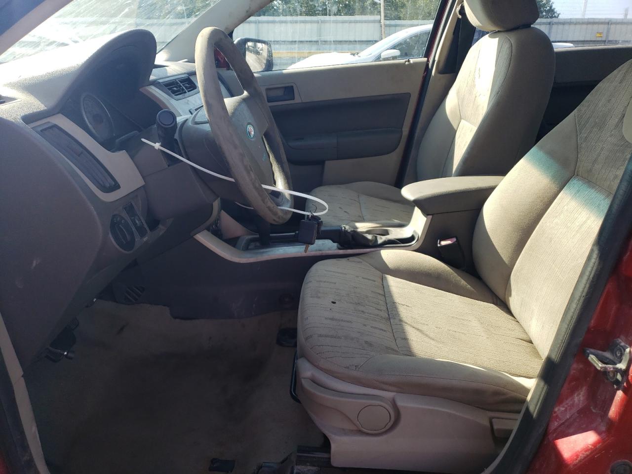 2009 Ford Focus Se VIN: 1FAHP35N99W205210 Lot: 71809805