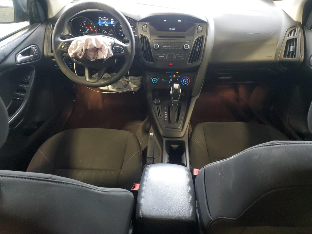 2015 Ford Focus Se VIN: 1FADP3F26FL258804 Lot: 80815355