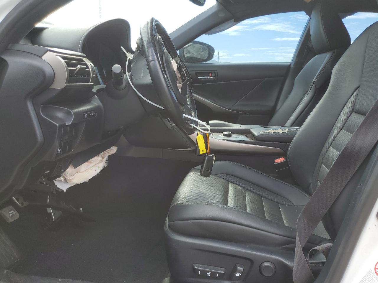 2016 Lexus Is 200T VIN: JTHBA1D20G5022826 Lot: 81634075
