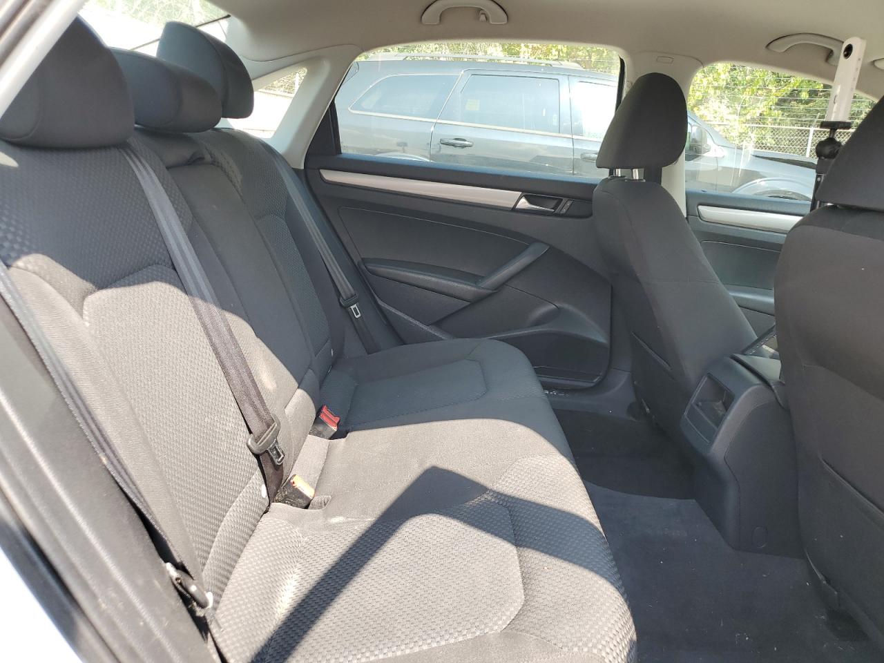 2012 Volkswagen Passat S VIN: 1VWAH7A33CC018250 Lot: 80999445