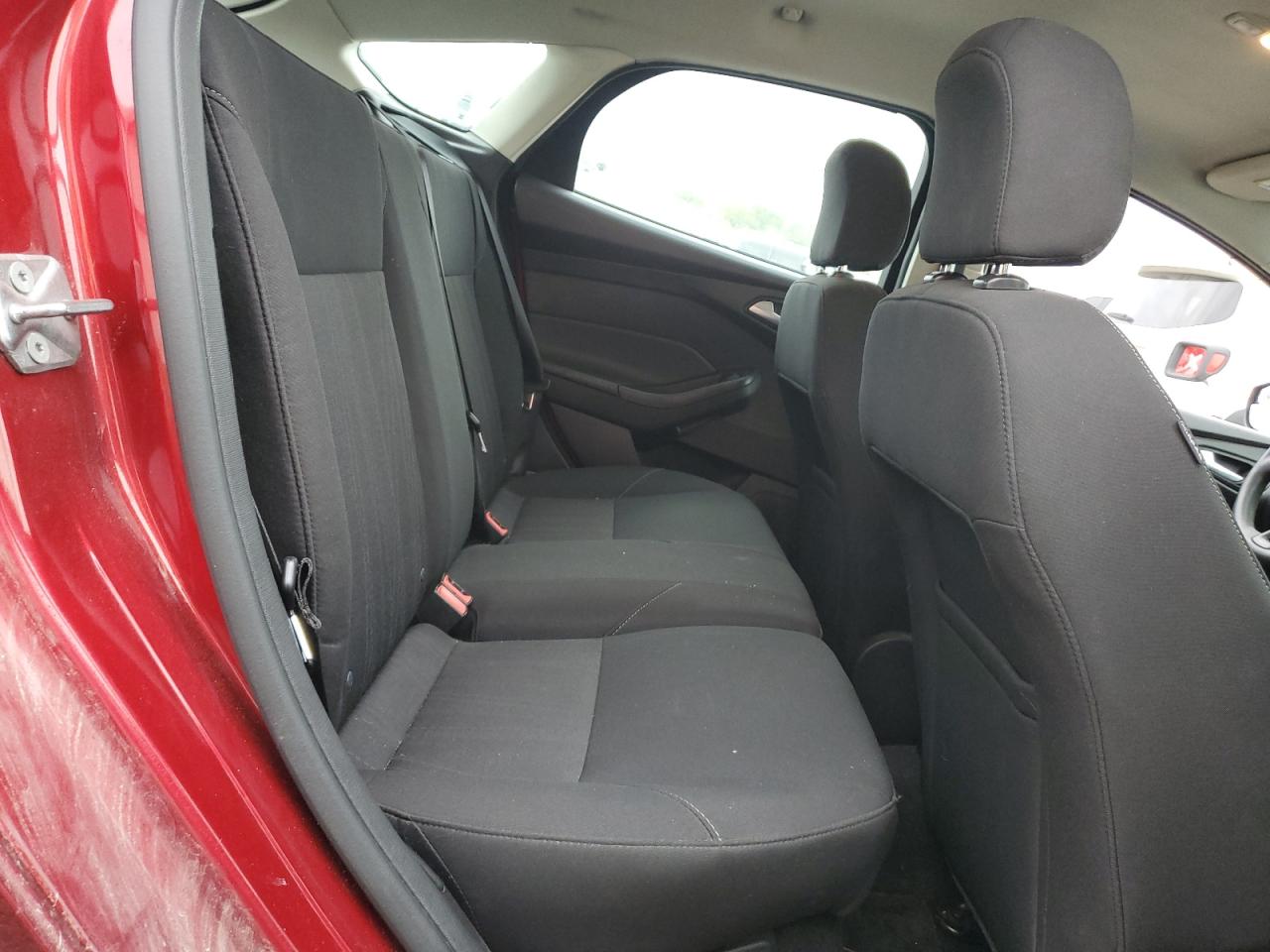 2015 Ford Focus Se VIN: 1FADP3K24FL342187 Lot: 80678515