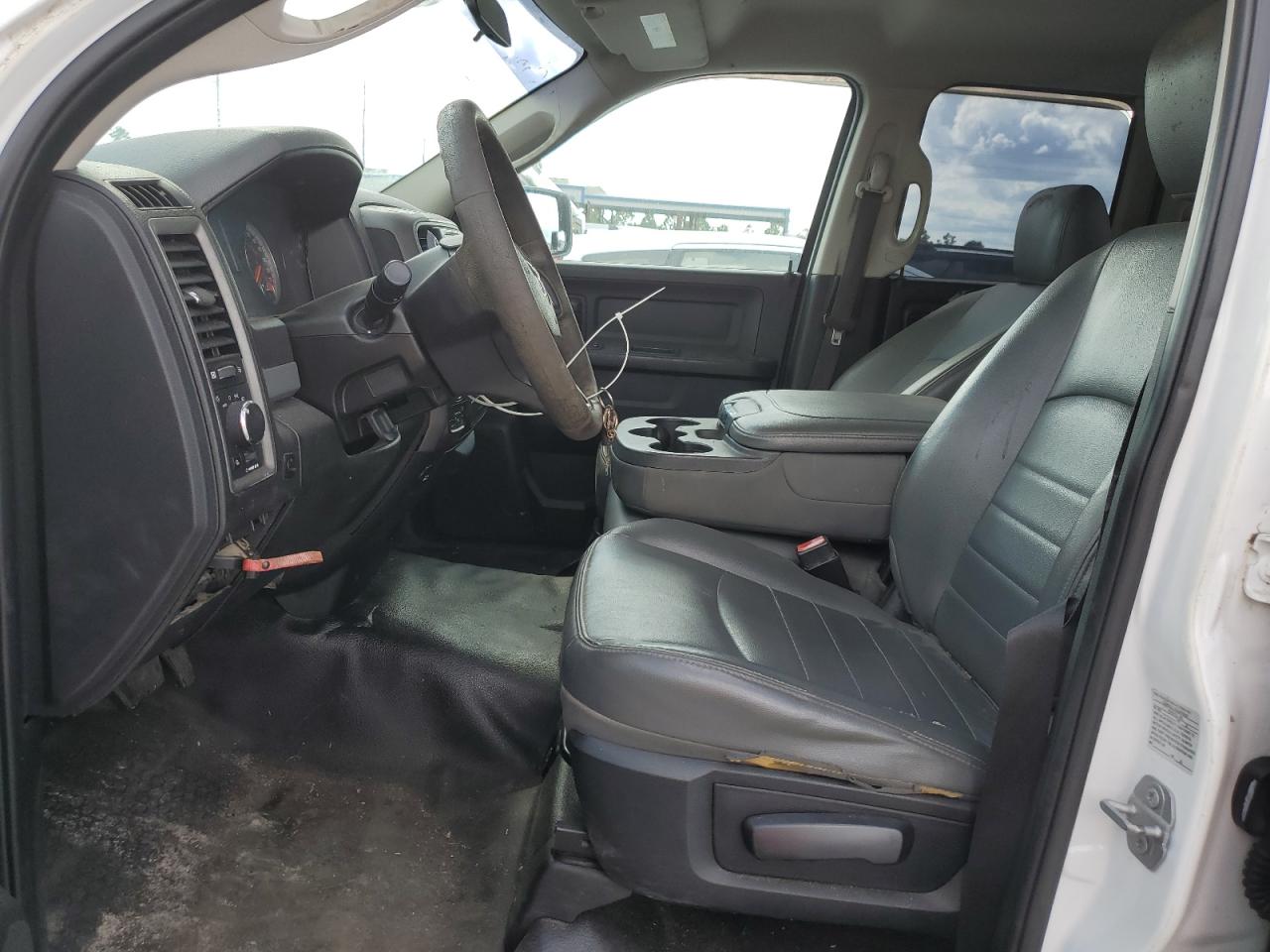 2017 Ram 1500 St VIN: 1C6RR7FG8HS766057 Lot: 80411105