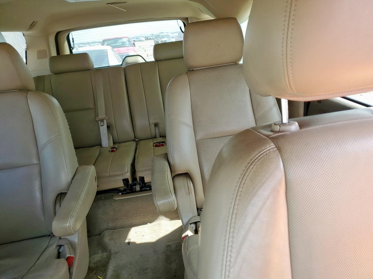 2014 Chevrolet Suburban C1500 Ltz VIN: 1GNSCKE09ER236550 Lot: 81060645