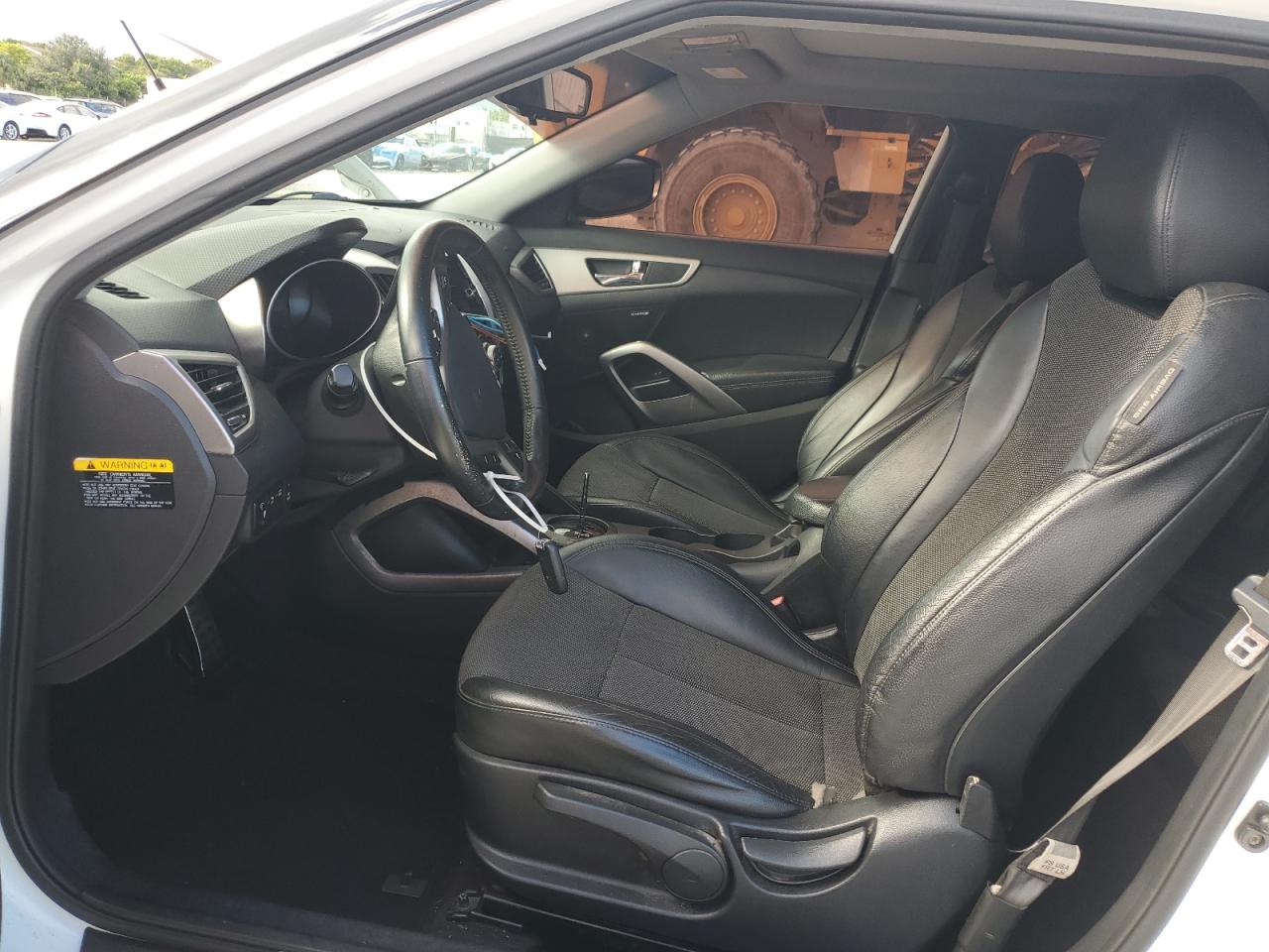 2014 Hyundai Veloster VIN: KMHTC6AD4EU194875 Lot: 84427235