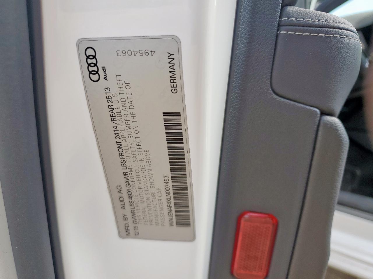 2020 Audi A4 Premium Plus VIN: WAUENAF4XLN007453 Lot: 81131625