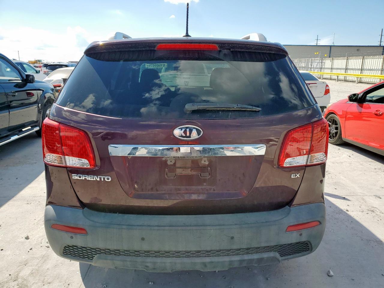 2011 Kia Sorento Ex VIN: 5XYKU3A16BG033703 Lot: 81505975