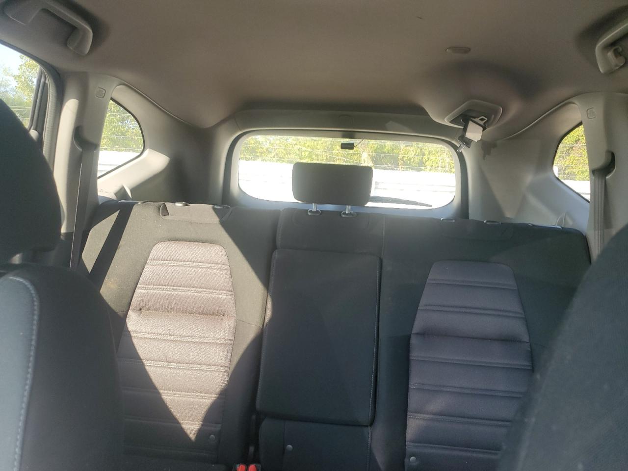 2019 Honda Cr-V Lx VIN: 2HKRW1H39KH001390 Lot: 71717845