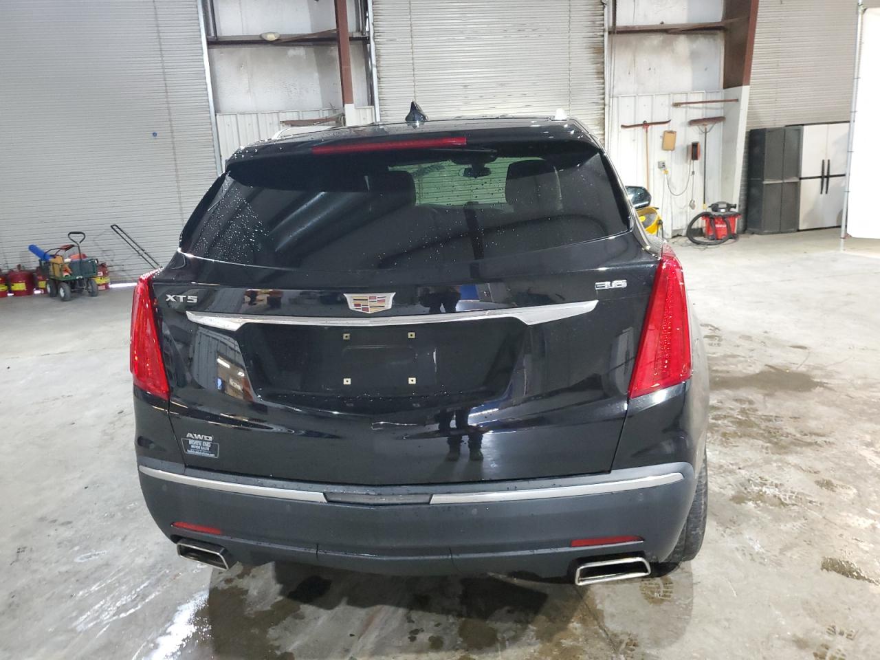 2018 Cadillac Xt5 VIN: 1GYKNBRS1JZ143069 Lot: 71790895
