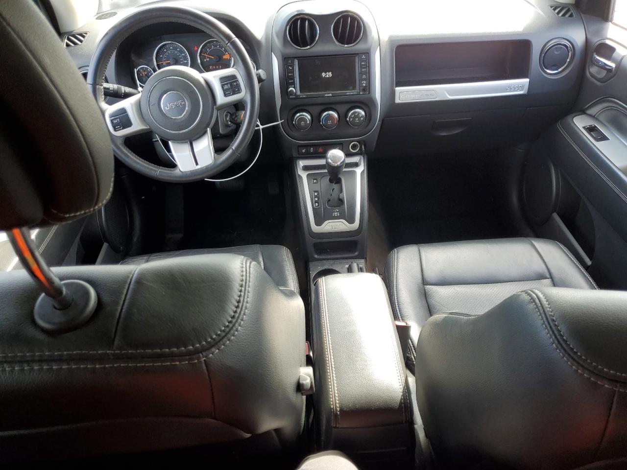 2017 Jeep Compass Latitude VIN: 1C4NJDEB3HD113417 Lot: 80502065