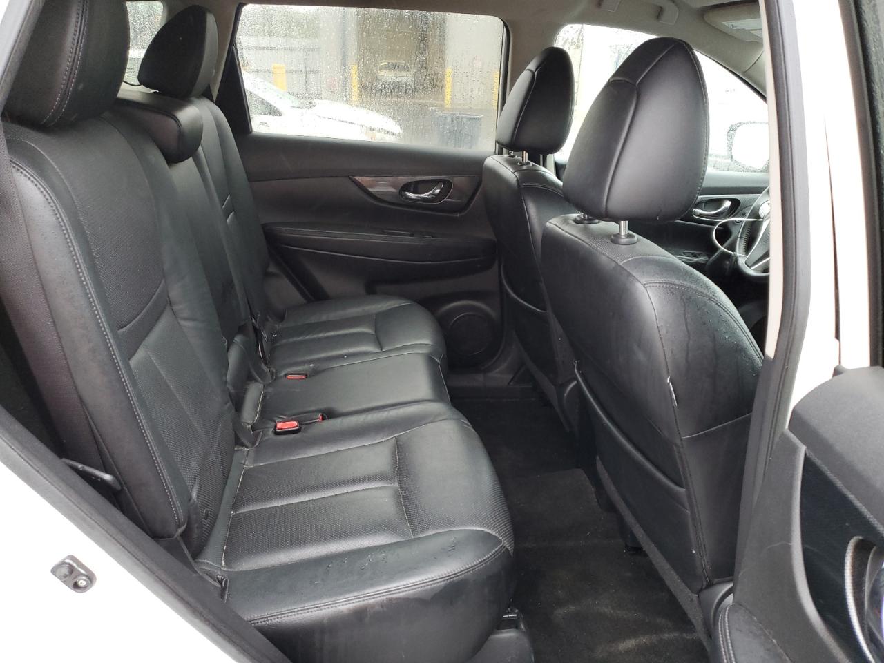 2015 Nissan Rogue S VIN: 5N1AT2MV1FC820006 Lot: 80634225