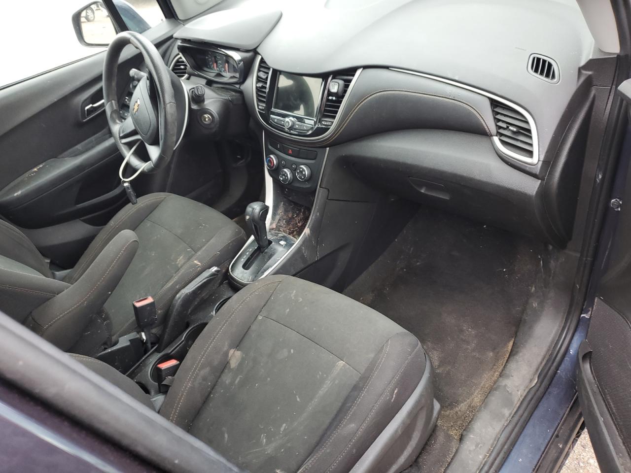 2018 Chevrolet Trax Ls VIN: 3GNCJKSBXJL198764 Lot: 80836955