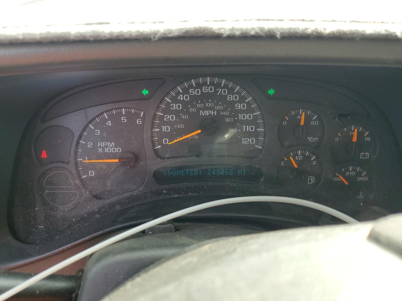 2004 Chevrolet Tahoe C1500 VIN: 1GNEC13V54R322166 Lot: 90008565