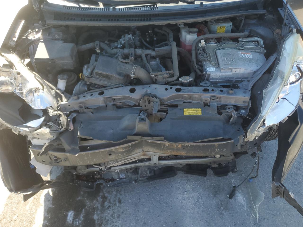 2013 Toyota Prius C VIN: JTDKDTB35D1553541 Lot: 84589545