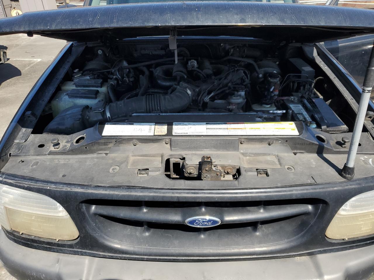 1999 Ford Explorer VIN: 1FMZU32EXXUC85472 Lot: 81102475