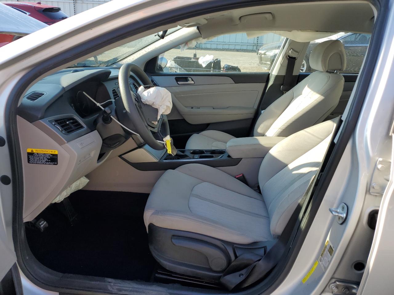 2016 Hyundai Sonata Hybrid VIN: KMHE24L12GA036641 Lot: 83823845