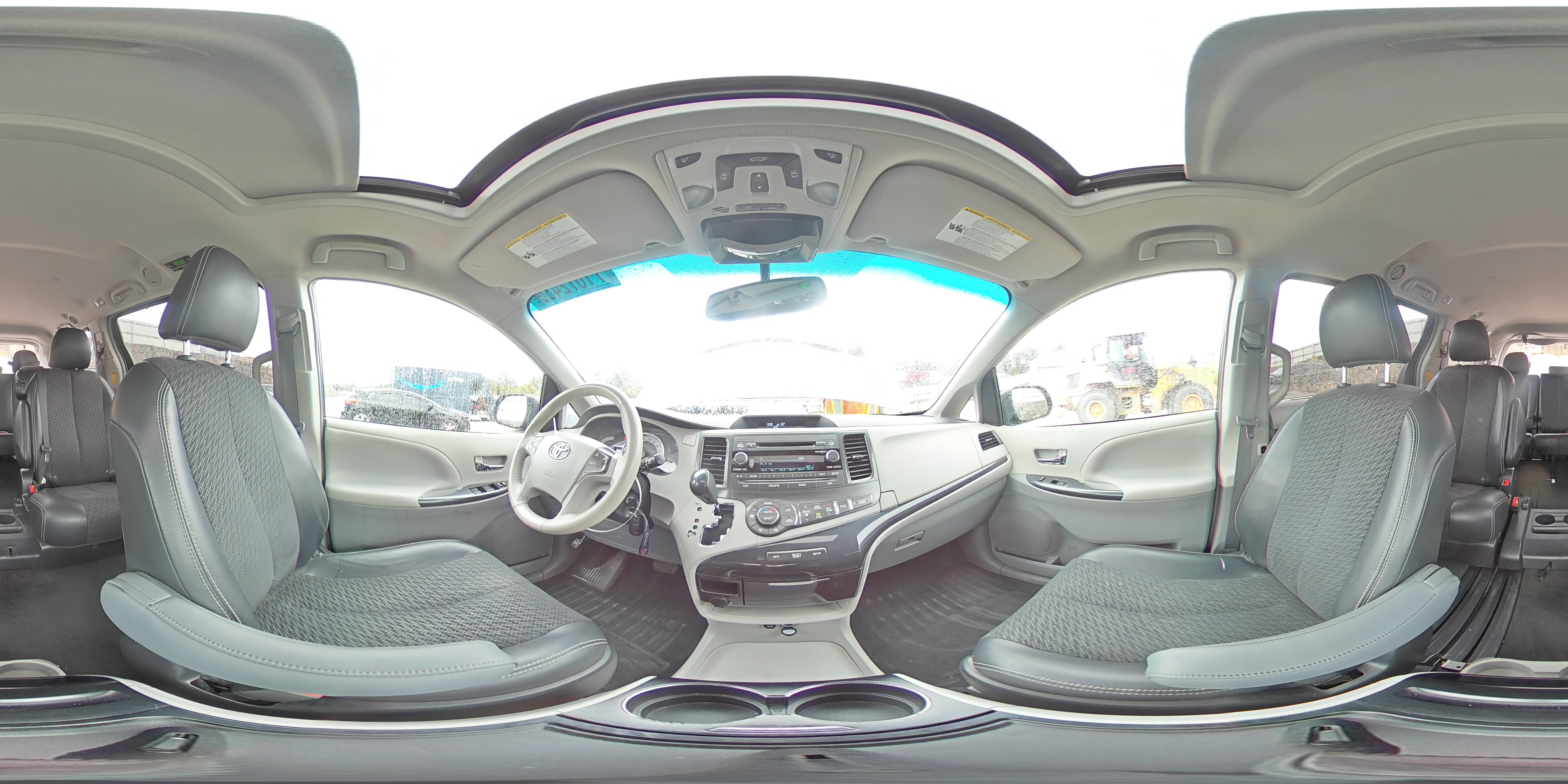 2014 Toyota Sienna Sport VIN: 5TDXK3DC3ES414229 Lot: 71672435