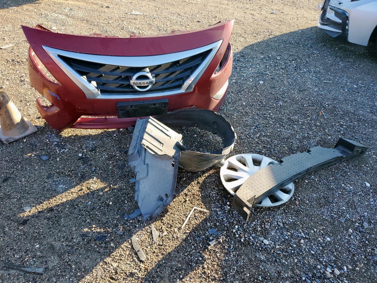 2016 Nissan Versa S VIN: 3N1CN7AP9GL826400 Lot: 71252315