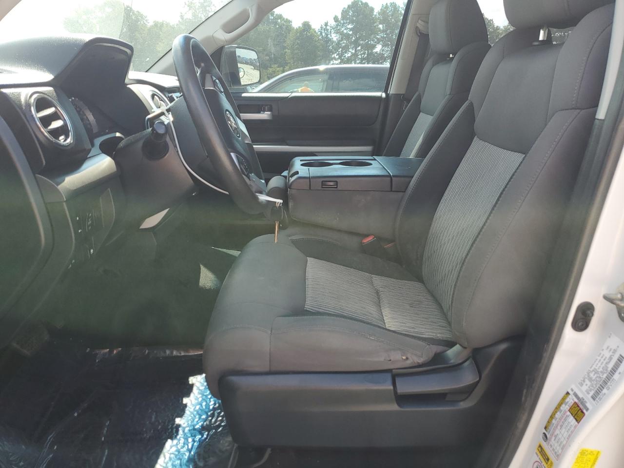 2016 Toyota Tundra Crewmax Sr5 VIN: 5TFEM5F16GX096676 Lot: 81595555