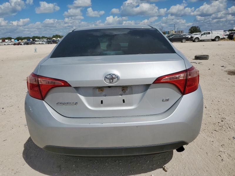  TOYOTA COROLLA 2019 Srebrny