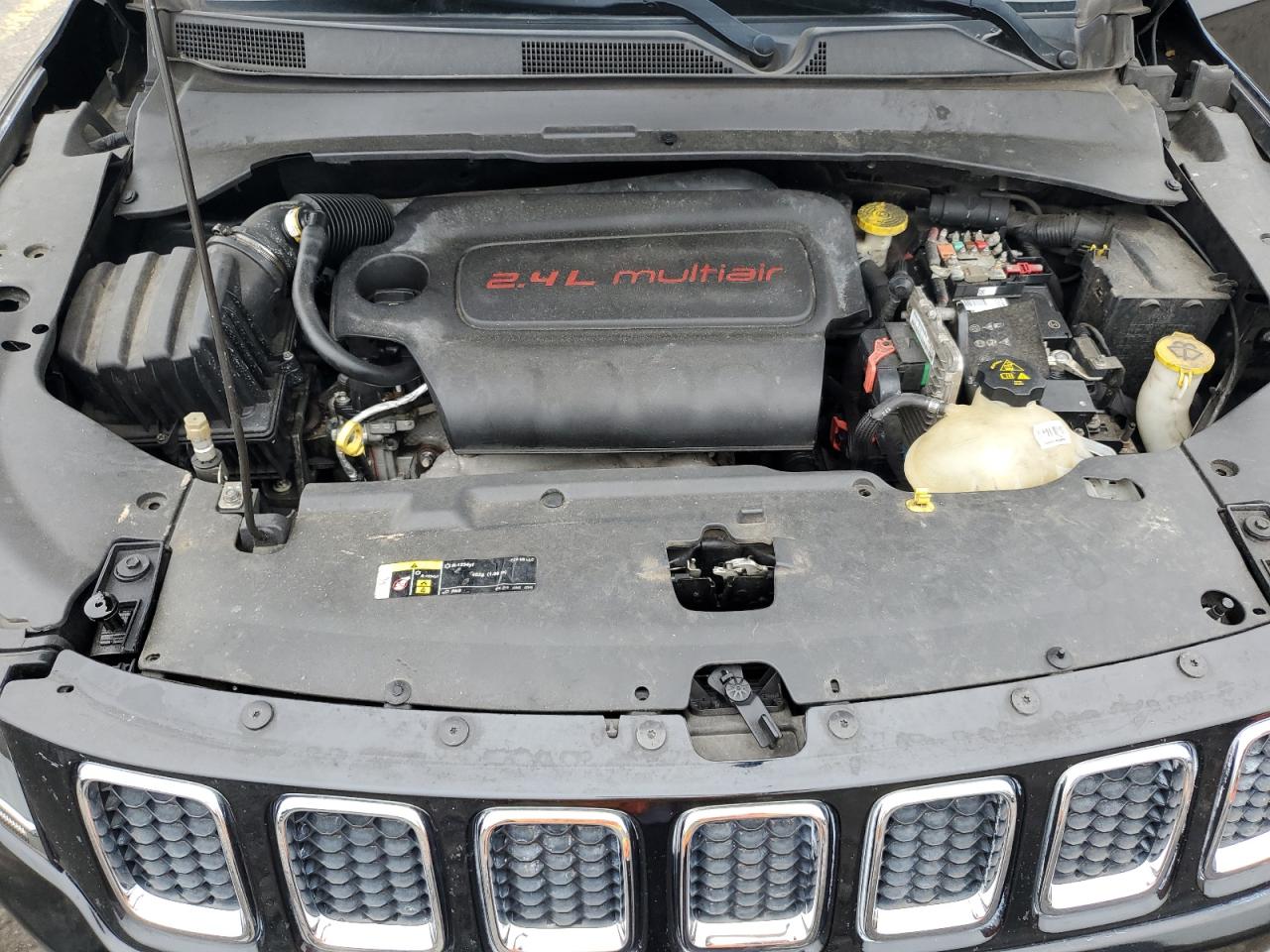 2018 Jeep Compass Limited VIN: 3C4NJDCB9JT435773 Lot: 81570385