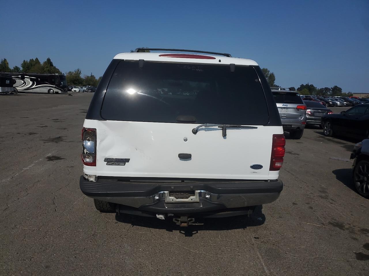 1998 Ford Expedition VIN: 1FMFU18L8WLA03766 Lot: 80857015