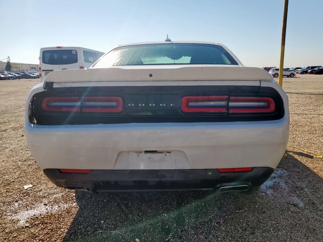 2018 Dodge Challenger Sxt VIN: 2C3CDZAG5JH132433 Lot: 82160955
