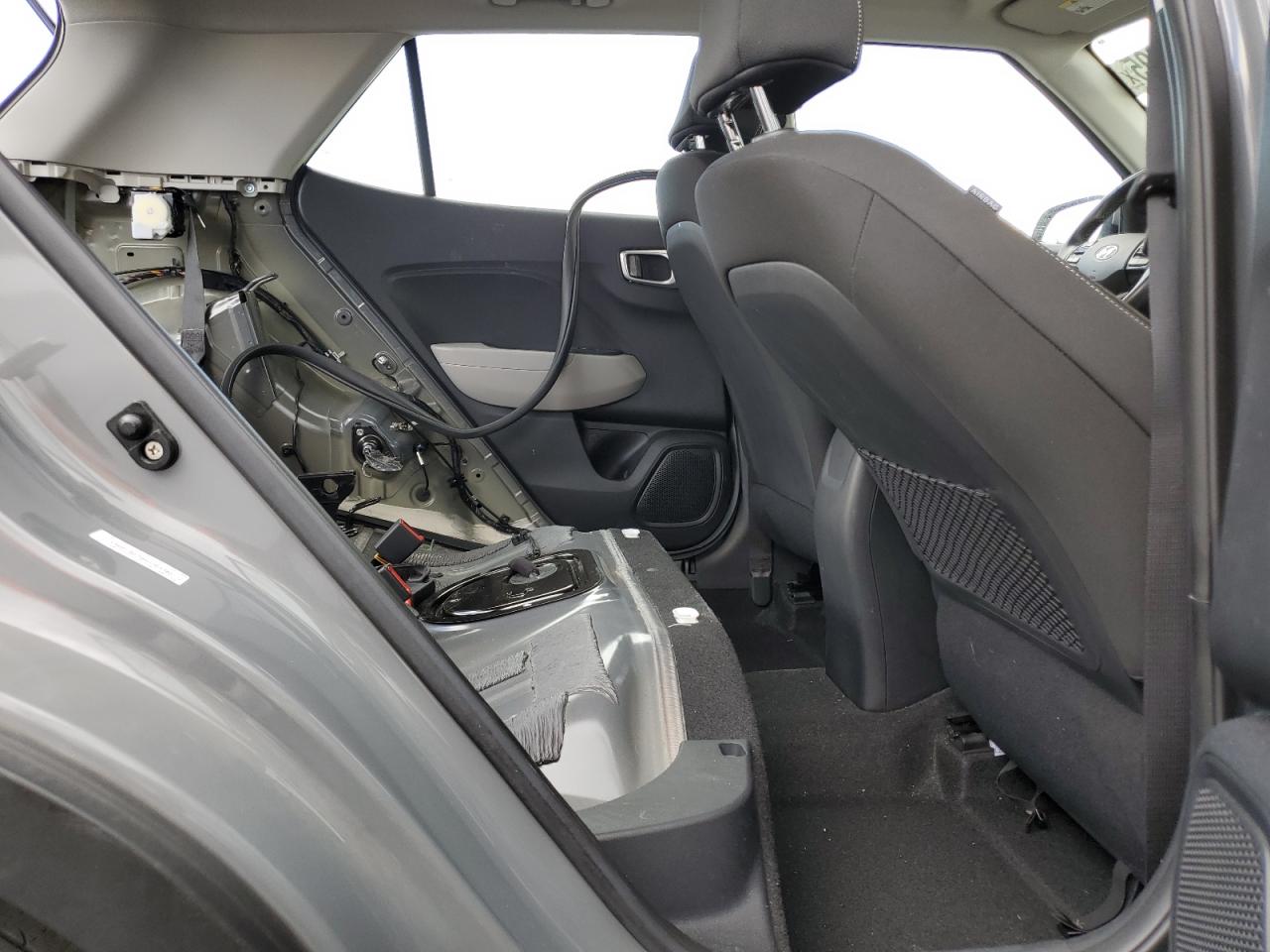 2022 Hyundai Venue Sel VIN: KMHRC8A30NU209305 Lot: 71399695