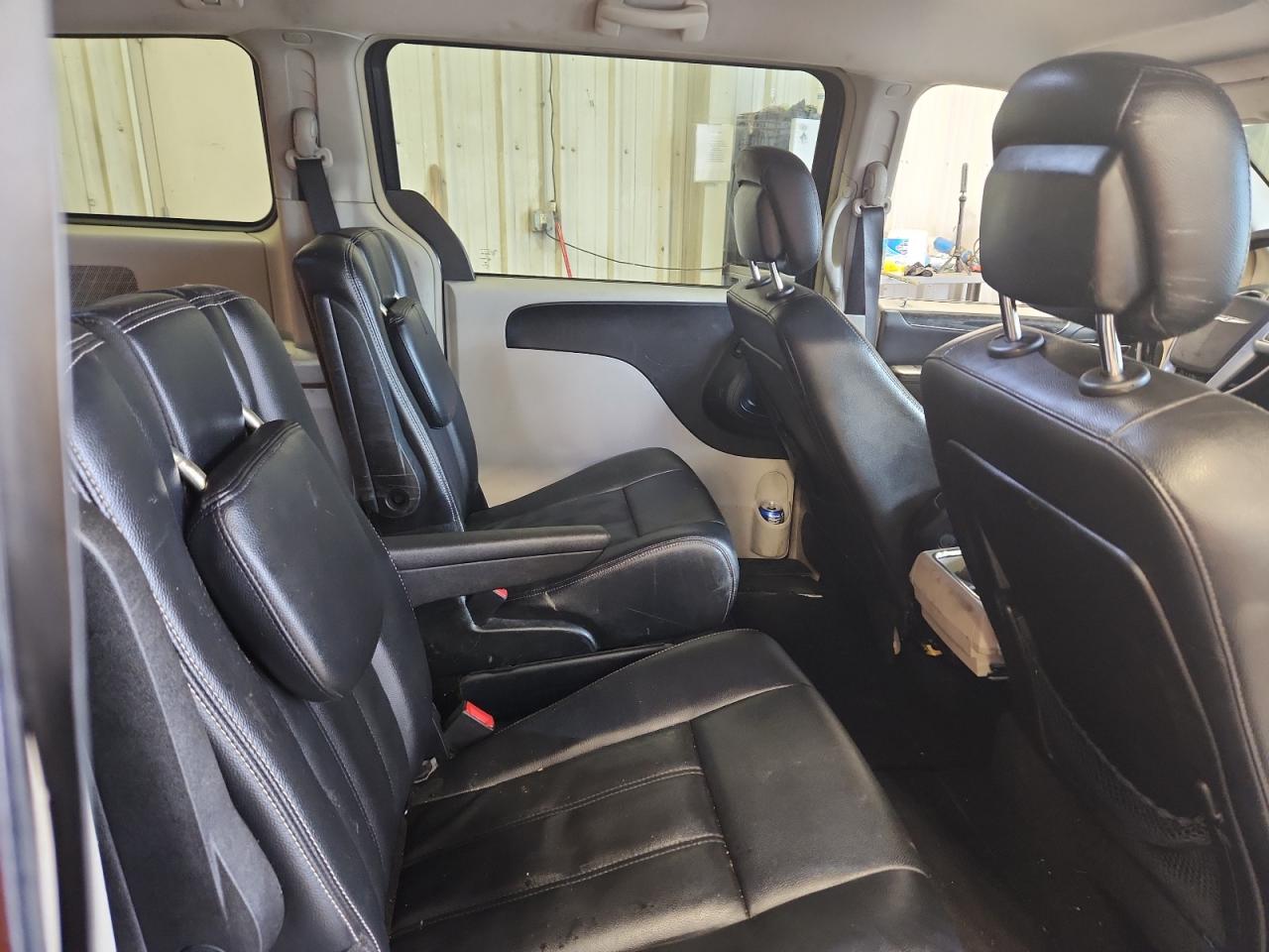 2013 Chrysler Town & Country Touring VIN: 2C4RC1BGXDR694643 Lot: 81280455