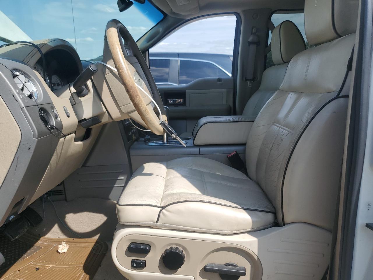 2006 Lincoln Mark Lt VIN: 5LTPW18586FJ17928 Lot: 71911355