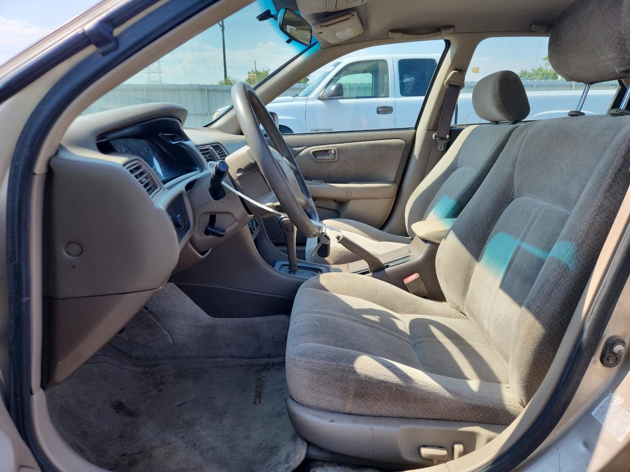 2000 Toyota Camry Ce VIN: JT2BG22K0Y0409327 Lot: 71450885