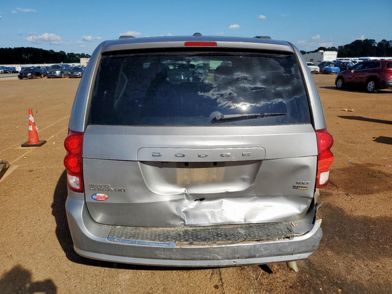 2017 Dodge Grand Caravan Sxt VIN: 2C4RDGCG4HR724465 Lot: 84438295