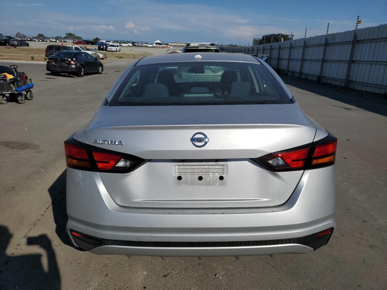 2020 Nissan Altima S VIN: 1N4BL4BVXLC261256 Lot: 81810225