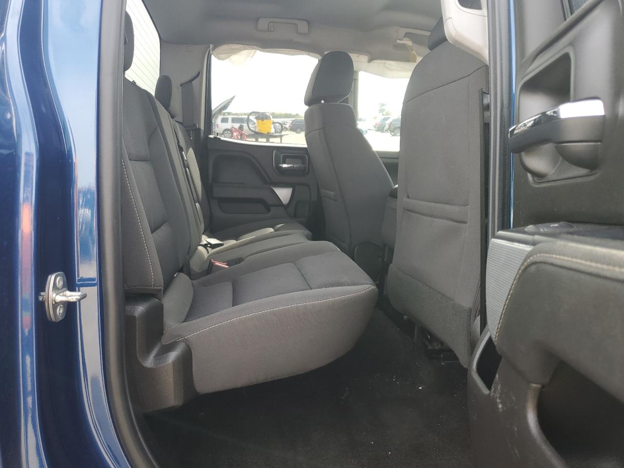 2018 Chevrolet Silverado K1500 Lt VIN: 1GCVKREC0JZ169343 Lot: 83843755