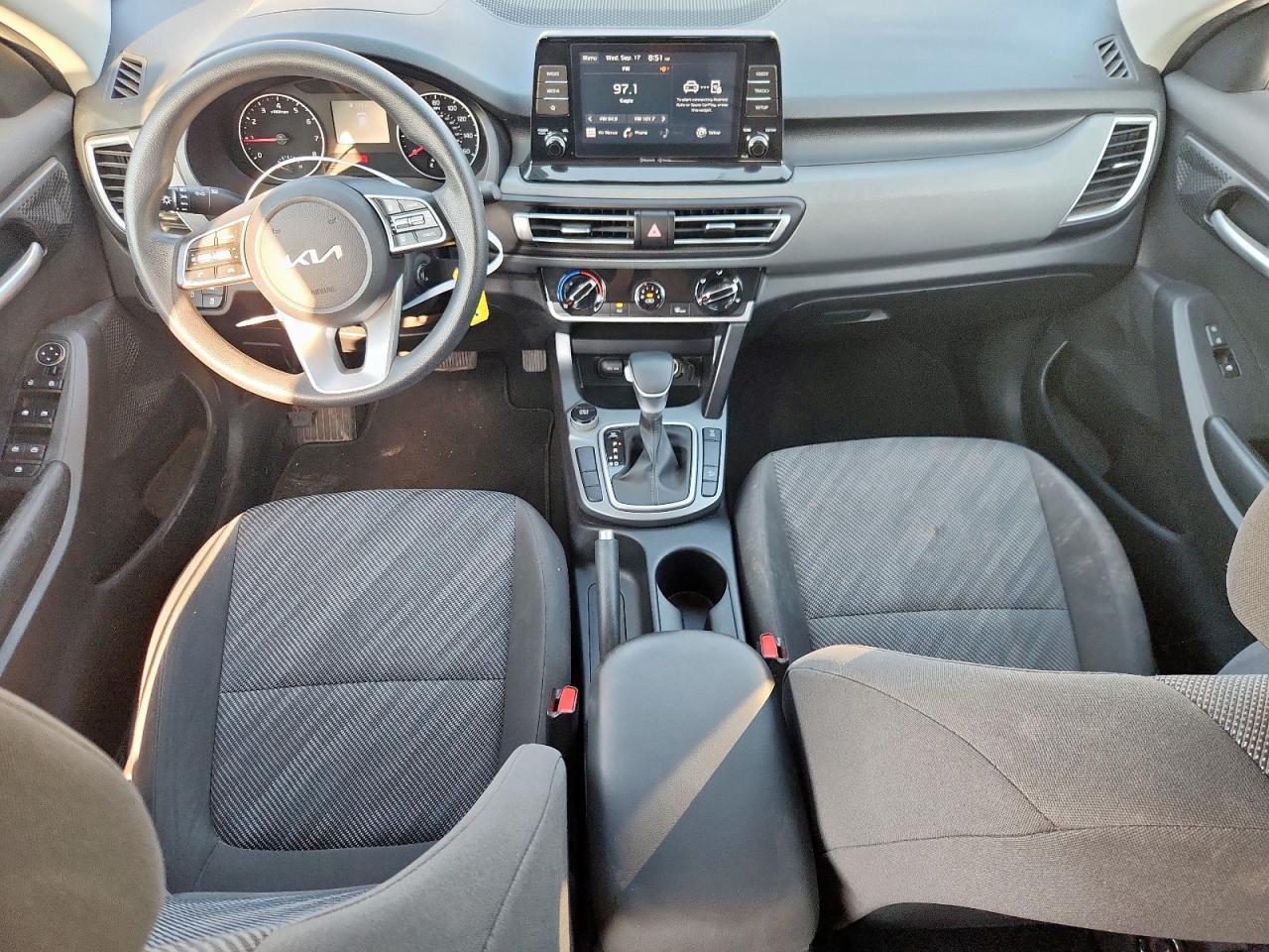 2023 Kia Seltos Lx VIN: KNDEPCAA2P7369678 Lot: 80702685